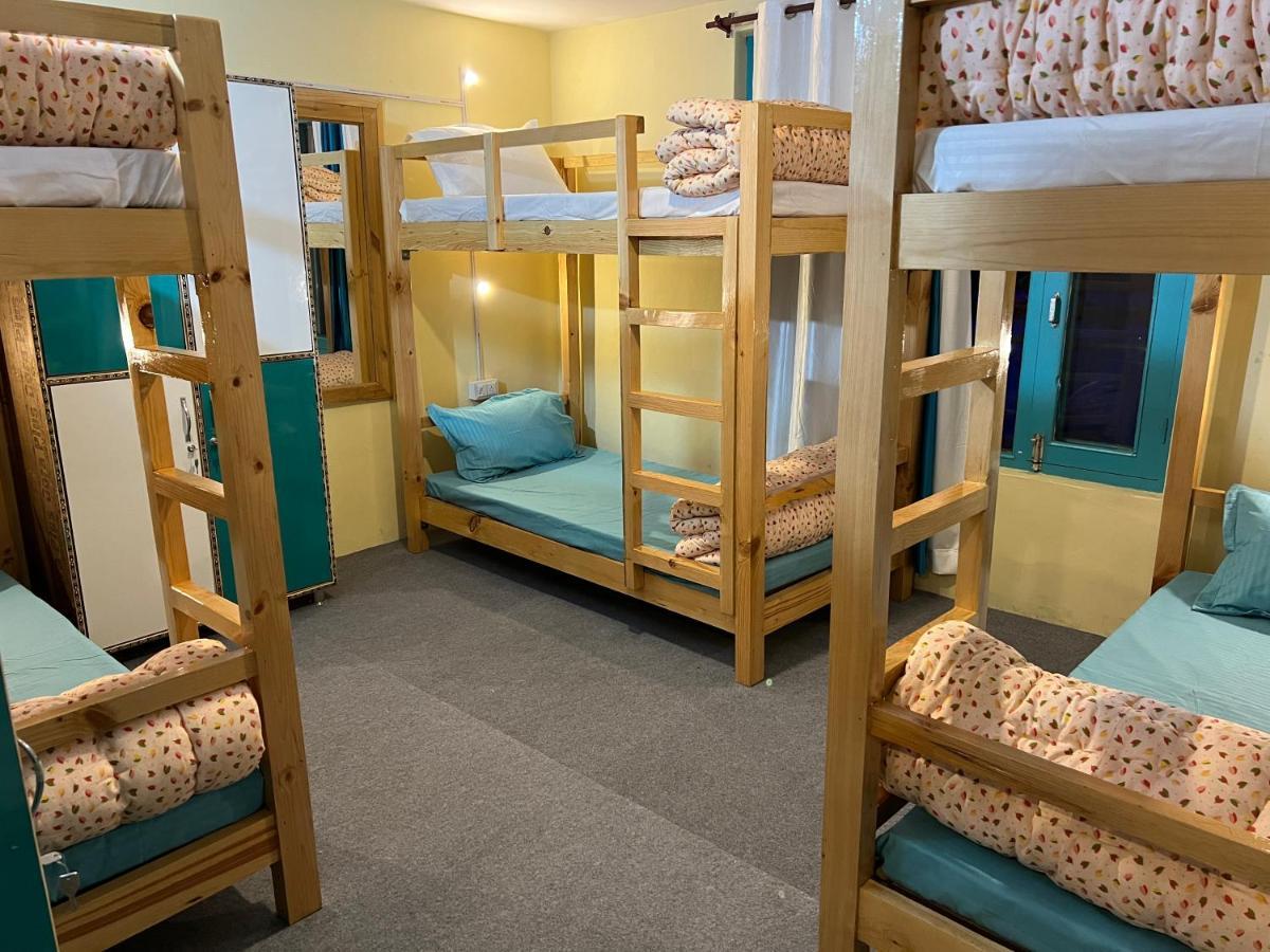 The Vagabond Manali Hostel Екстериор снимка